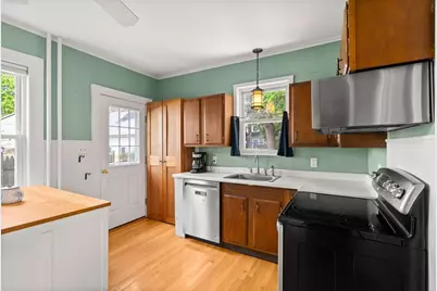 111 Linden Street, Hamilton, MA 01982 - Photo 13