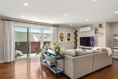 32 Farragut Ave #3, Somerville, MA 02144 - Photo 5