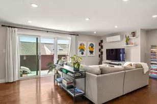 32 Farragut Ave, Somerville, MA 02144 - Photo 5