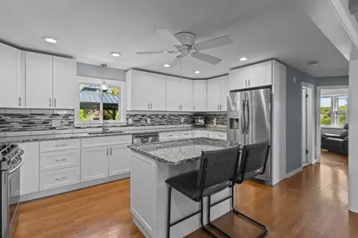 38 Upland St, Auburn, MA 01501 - Photo 11