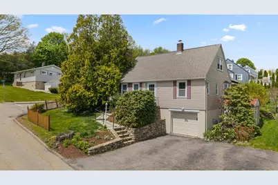 38 Upland St, Auburn, MA 01501 - Photo 3