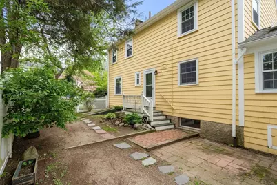 10 Magnolia Rd, Milton, MA 02186 - Photo 19