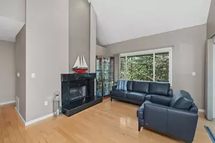 1175 Chestnut St, Newton, MA 02464 - Photo 5