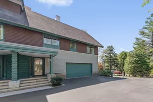 1175 Chestnut St, Newton, MA 02464 - Photo 3