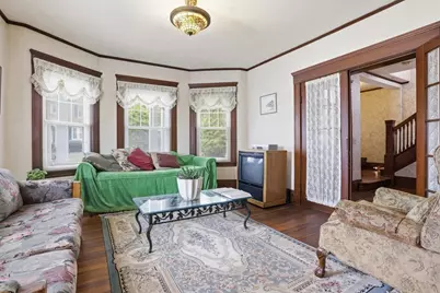 17 Winthrop St, Marlborough, MA 01752 - Photo 9