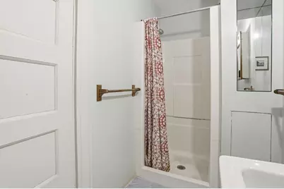 17 Winthrop St, Marlborough, MA 01752 - Photo 19