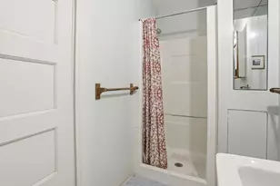 17 Winthrop St, Marlborough, MA 01752 - Photo 19