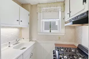 17 Winthrop St, Marlborough, MA 01752 - Photo 15