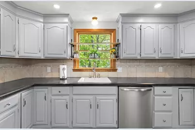 7 Byfield Rd, Groveland, MA 01834 - Photo 13