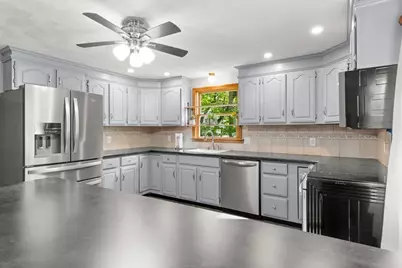 7 Byfield Rd, Groveland, MA 01834 - Photo 11