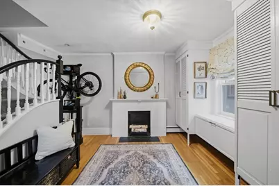 2 Lyndeboro Pl, Boston, MA 02116 - Photo 3