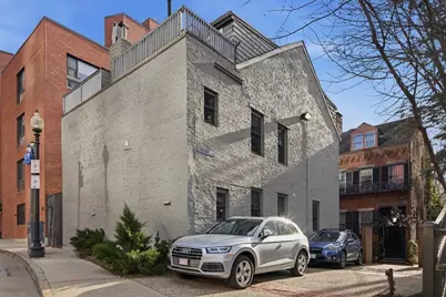 2 Lyndeboro Pl, Boston, MA 02116 - Photo 29