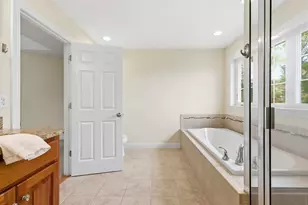 8 Victoria Cir, Shrewsbury, MA 01545 - Photo 29
