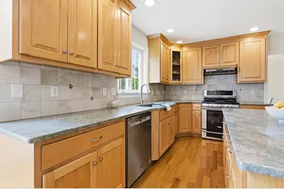 8 Victoria Circle, Shrewsbury, MA 01545 - Photo 17