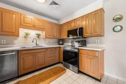63 Garden Rd #C5, Wellesley, MA 02481 - Photo 11