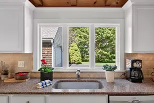 20 Pine St, Sandwich, MA 02563 - Photo 9