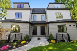956 Walnut St, Newton, MA 02461 - Photo 3