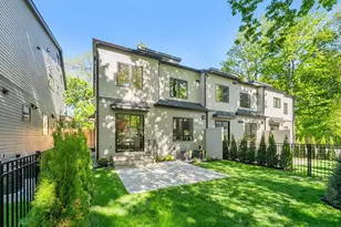 956 Walnut St, Newton, MA 02461 - Photo 3