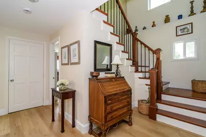 10 Liberty St, Natick, MA 01760 - Photo 5