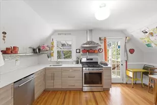14 Mayfair St, Boston, MA 02119 - Photo 23