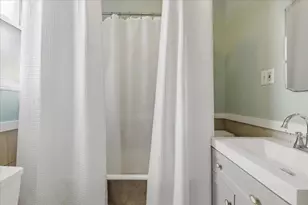 14 Mayfair St, Boston, MA 02119 - Photo 9