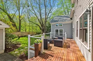 20 Maple St, Lexington, MA 02420 - Photo 9