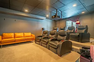 5 Lowther Pl, Nashua, NH 03060 - Photo 1