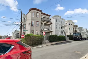 22 Buttonwood St, Boston, MA 02125 - Photo 17