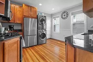 22 Buttonwood St, Boston, MA 02125 - Photo 7