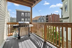 22 Buttonwood St, Boston, MA 02125 - Photo 15