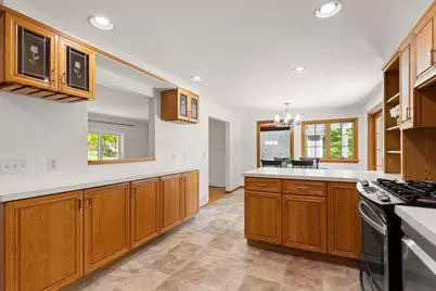 10 Lowell Rd, Westford, MA 01886 - Photo 3