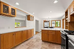 10 Lowell Rd, Westford, MA 01886 - Photo 3