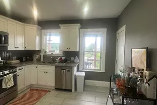 10 Houghton St, Boston, MA 02122 - Photo 3