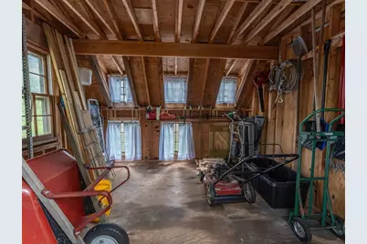 34 Oakhill Ave, Attleboro, MA 02703 - Photo 23