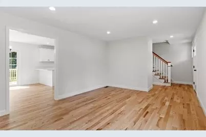 207 Wilson St, Haverhill, MA 01832 - Photo 7