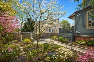 9 Farrar St, Cambridge, MA 02138 - Photo 25