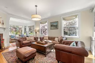 9 Farrar St, Cambridge, MA 02138 - Photo 3