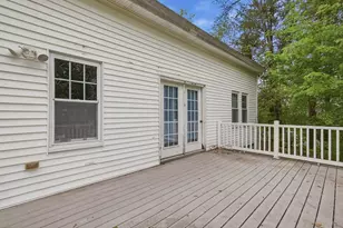 104 Bedford Ave, Lowell, MA 01854 - Photo 39