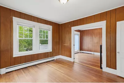 104 Bedford Avenue, Lowell, MA 01854 - Photo 9