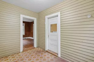 104 Bedford Ave, Lowell, MA 01854 - Photo 5