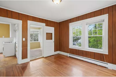 104 Bedford Avenue, Lowell, MA 01854 - Photo 15