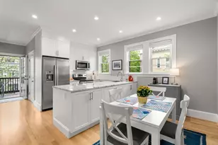 118 Kinnaird St, Cambridge, MA 02139 - Photo 9