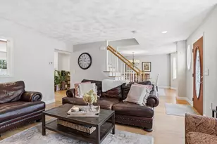 7 Jill's Way, Tewksbury, MA 01876 - Photo 9