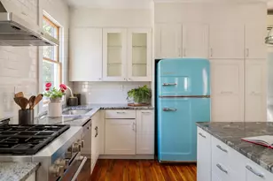 24 Rockingham St, Cambridge, MA 02139 - Photo 11