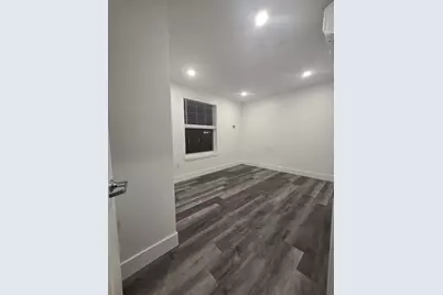 585 Essex St #118, Lynn, MA 01901 - Photo 7