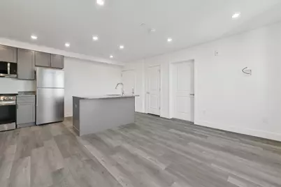 585 Essex St #618, Lynn, MA 01901 - Photo 9