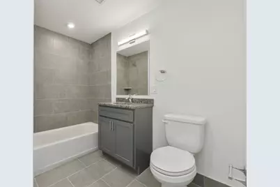585 Essex St #618, Lynn, MA 01901 - Photo 3