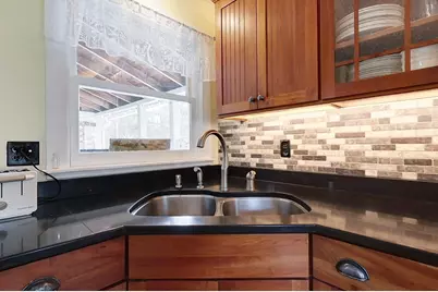 41 Brookline St, Townsend, MA 01469 - Photo 3