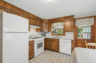 88 Kendall Ave, Framingham, MA 01702 - Photo 11