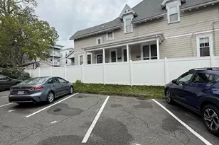 87 Cedar St, Malden, MA 02148 - Photo 7